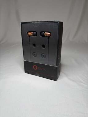 Onyx Elo Genuine Wood Wired In-Ear Headphones (brown)